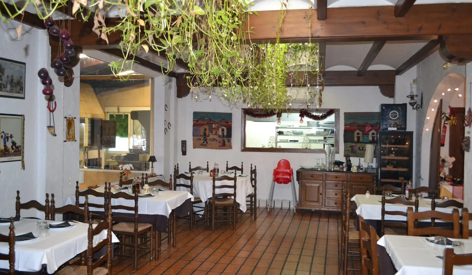 Salón amplio de La Herradura